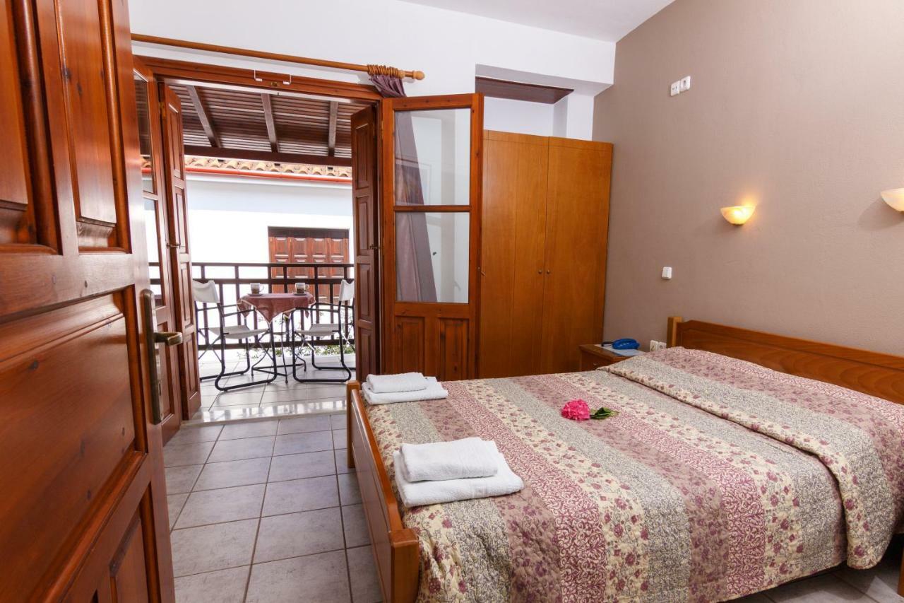 Charoula Apartment Platanias  Bagian luar foto